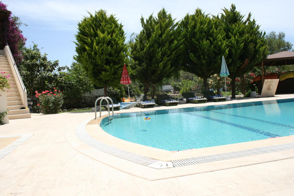 Paradise Garden Gumusluk Evleri Aparthotel Екстериор снимка
