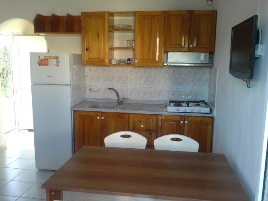 Paradise Garden Gumusluk Evleri Aparthotel Екстериор снимка