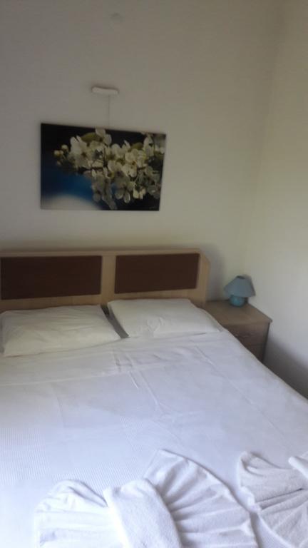 Paradise Garden Gumusluk Evleri Aparthotel Стая снимка